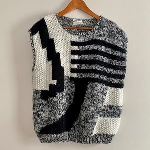 Vintage graphic 80s hand knit sleeveless sweater